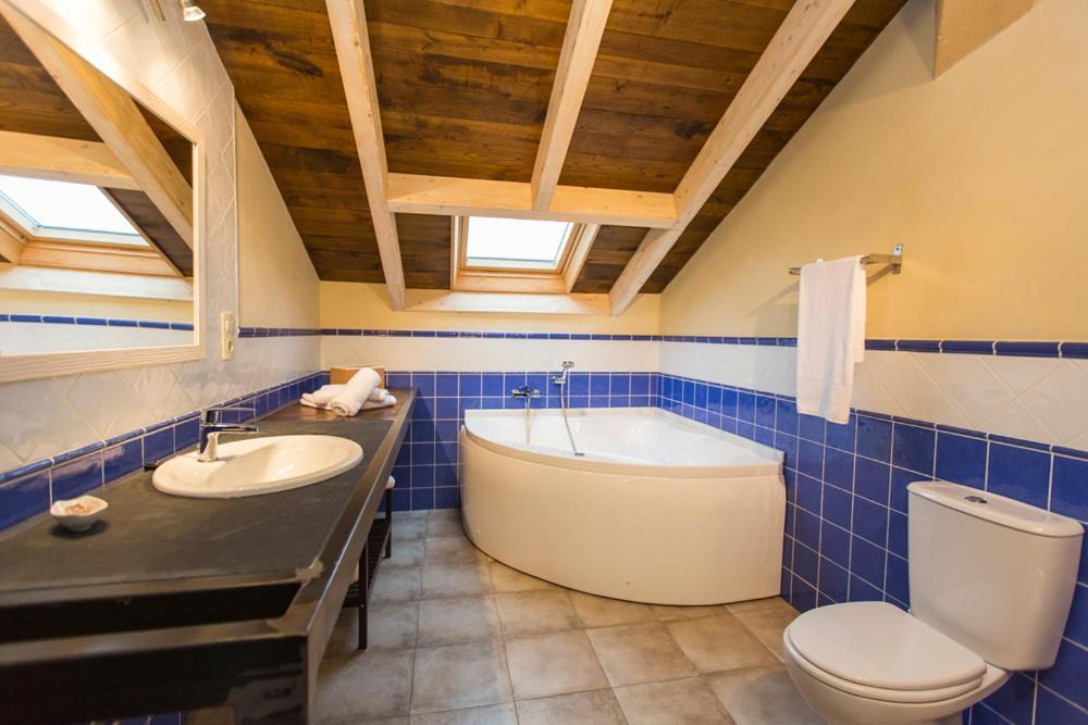 Apartamentos Casa Mateo Navia Eksteriør billede
